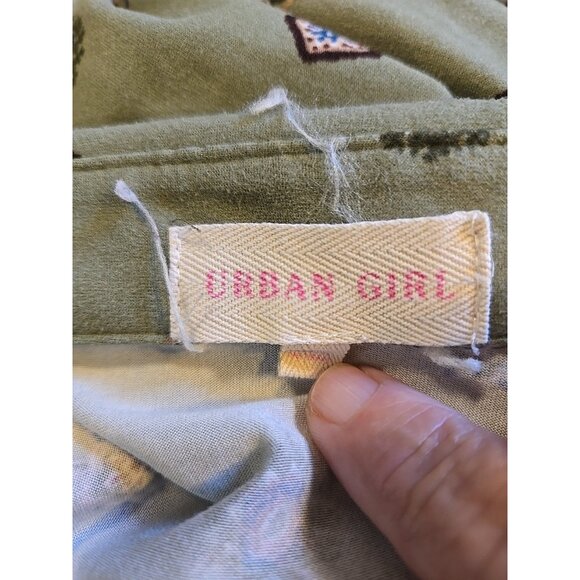 URBAN GIRL Olive Green With Design Long Sleeve Button Up Shirt Pockets Size M - Picture 11 of 11